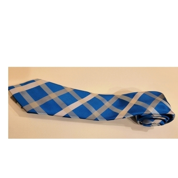 JF Ferrar Tie - Picture 2 of 5